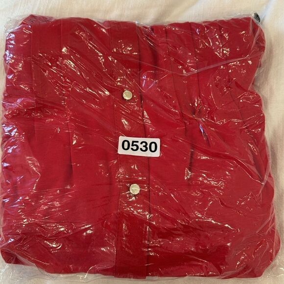 Ruffle Pleated Shift Dress
Julia Jordan - Picture 4 of 4